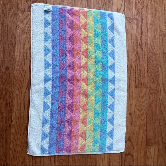 Vintage Rainbow Diamond Pattern Hand Towel St. Mary’s Fieldcrest Cotton - Picture 2 of 6